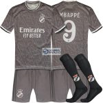 Mbappe 10 Real Madrid Replika gyerek 3.mez szett+sportszár