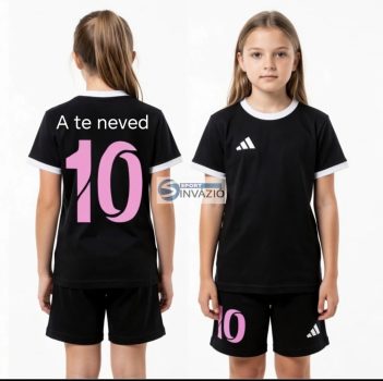 Saját névvel-számmal-Adidas gyerek mez szett lányoknak